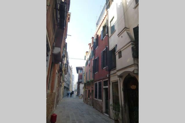 Key Location Near Palazzo Grassi Villa Венеция Екстериор снимка