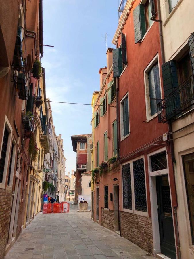Key Location Near Palazzo Grassi Villa Венеция Екстериор снимка