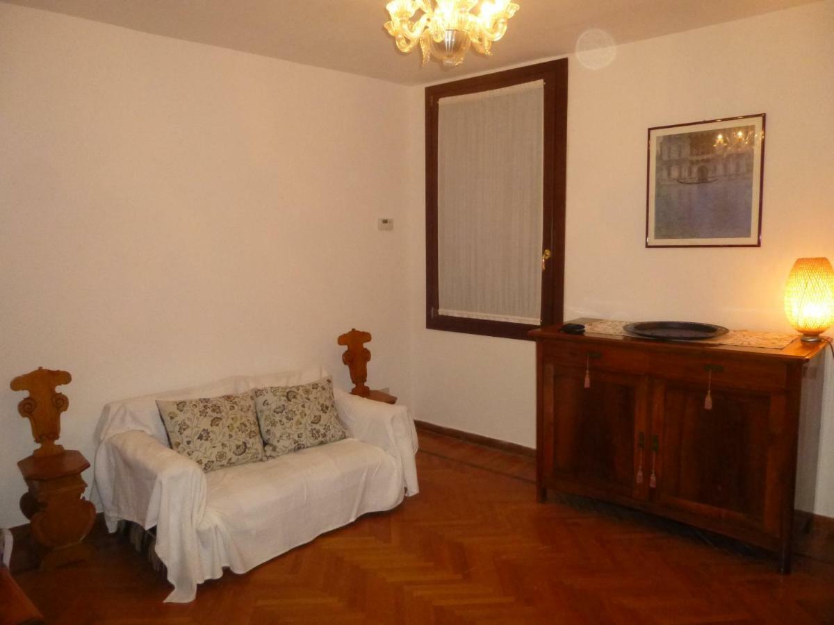 Key Location Near Palazzo Grassi Villa Венеция Екстериор снимка